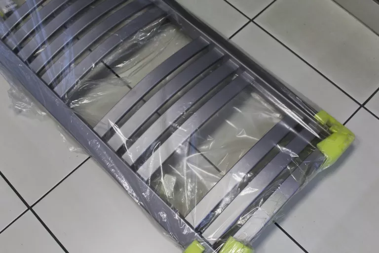 grzejnik-lazienkowy-terma-dexter-1220400-stan-uzywany