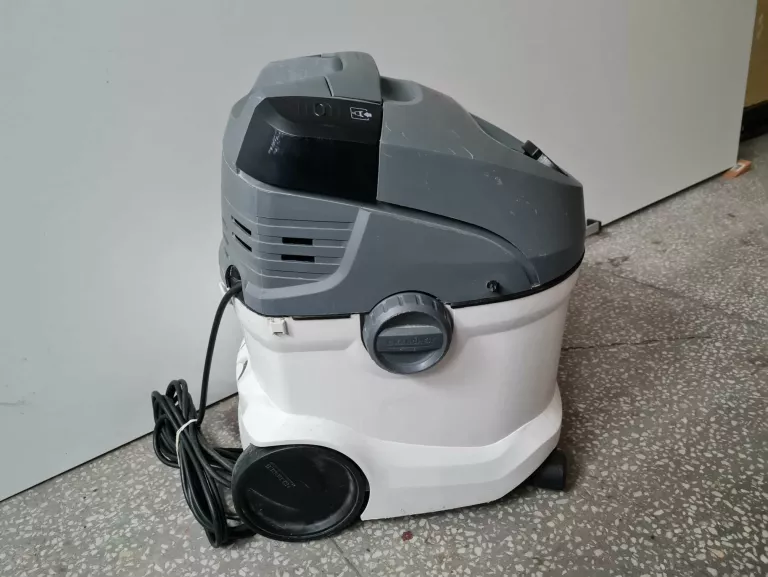 ODKURZACZ PIORĄCY KARCHER SE 6.100 1400W 4L