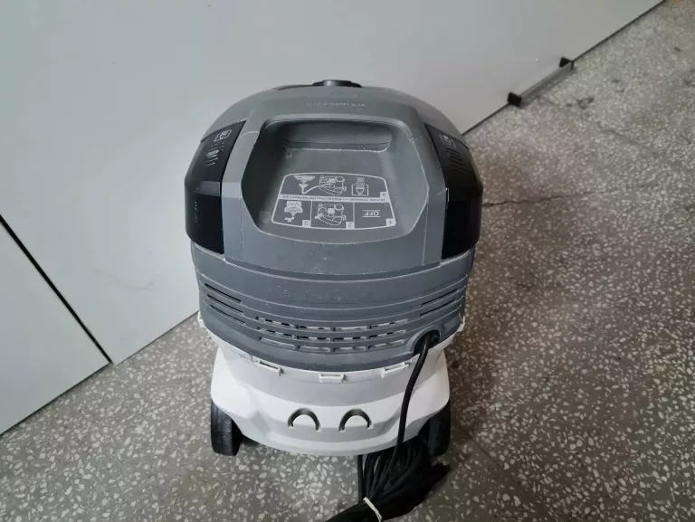 ODKURZACZ PIORĄCY KARCHER SE 6.100 1400W 4L