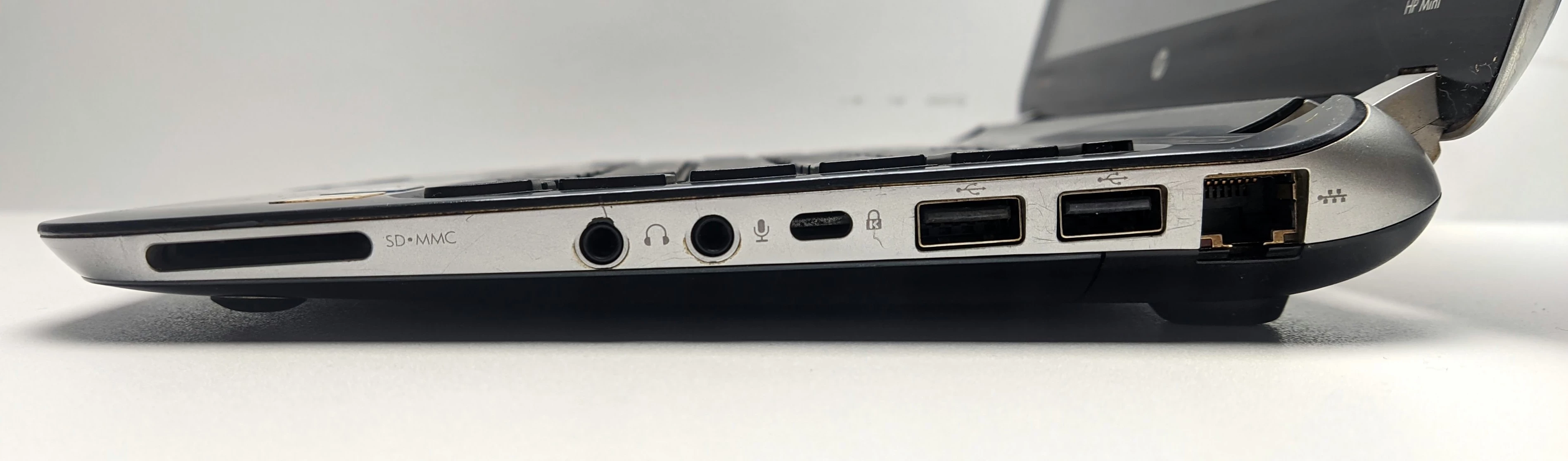 laptop-hp-mini-210-n570-at-1662ram300hdd-zas-rozdzielczosc-px-1024-x-600