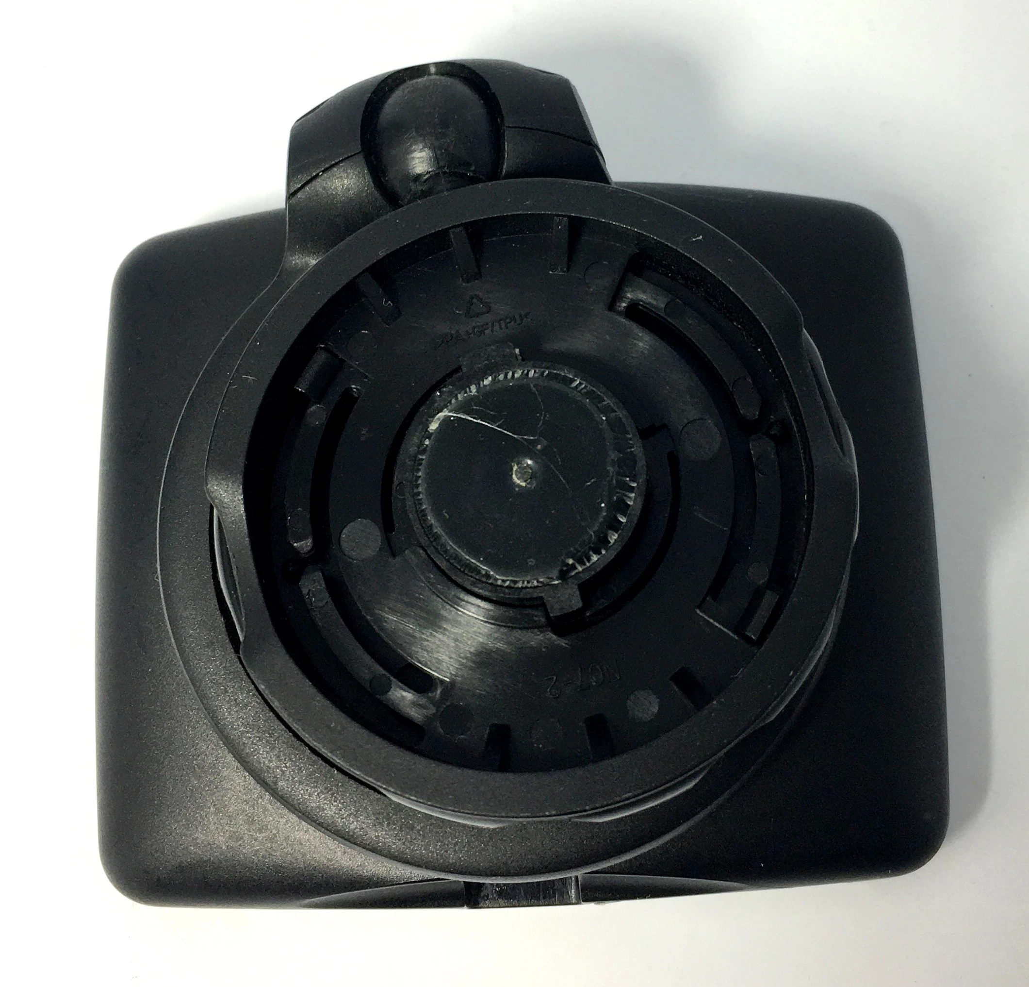 nawigacja-samochodowa-tomtom-n14644-marka-tomtom