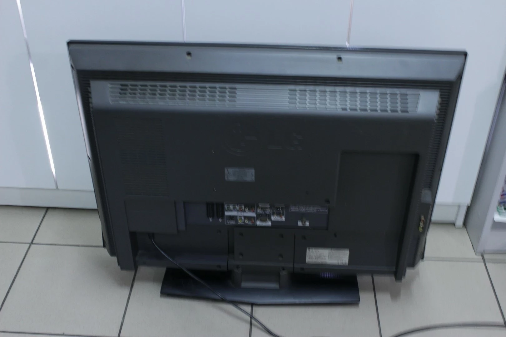 tv-lg-32le2r-typ-telewizora-lcd