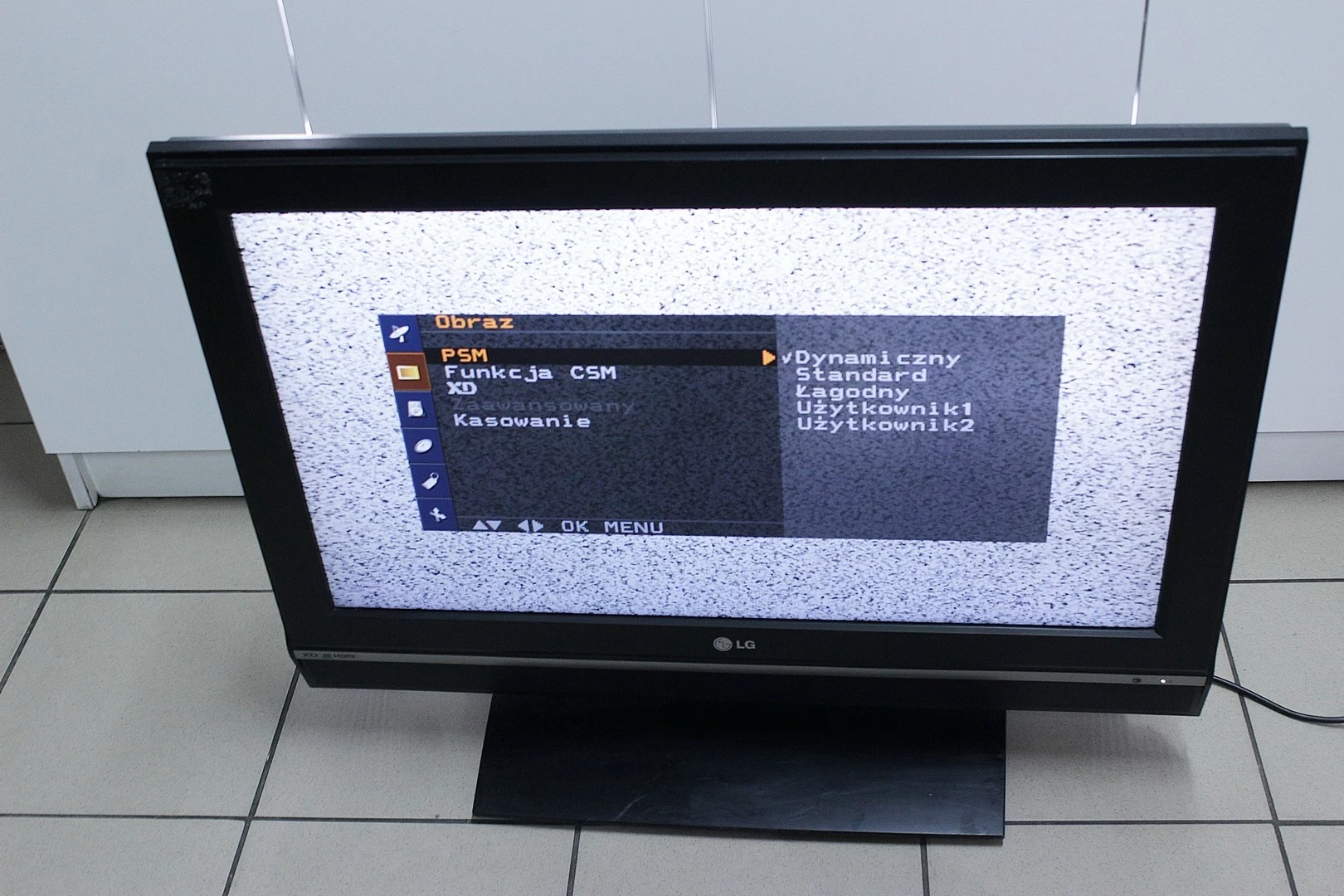 tv-lg-32le2r-sportowa-2-starachowice