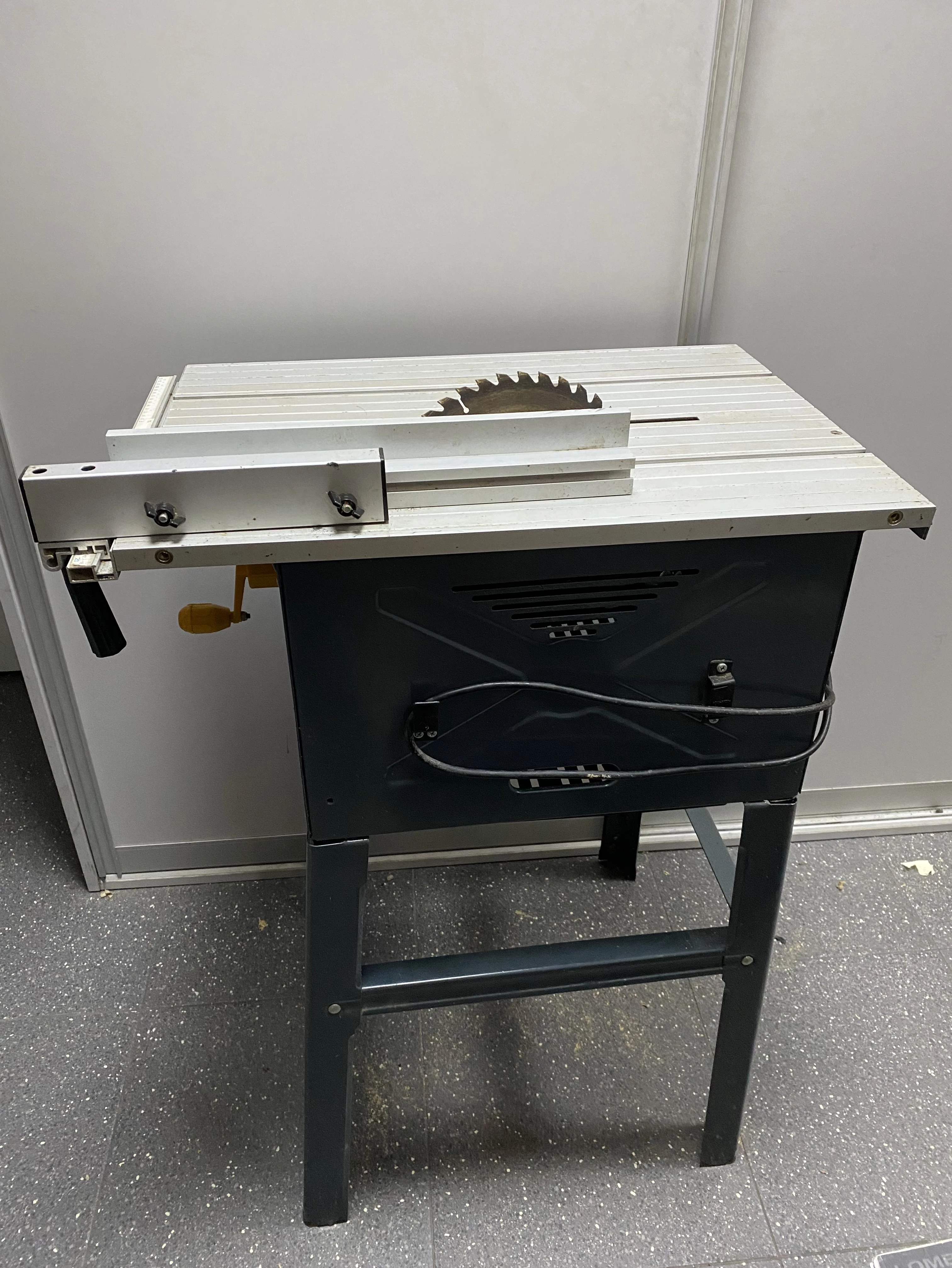 pila-stolowa-nutool-nts1500-1500w-chabrowa-4-jelcz-laskowice