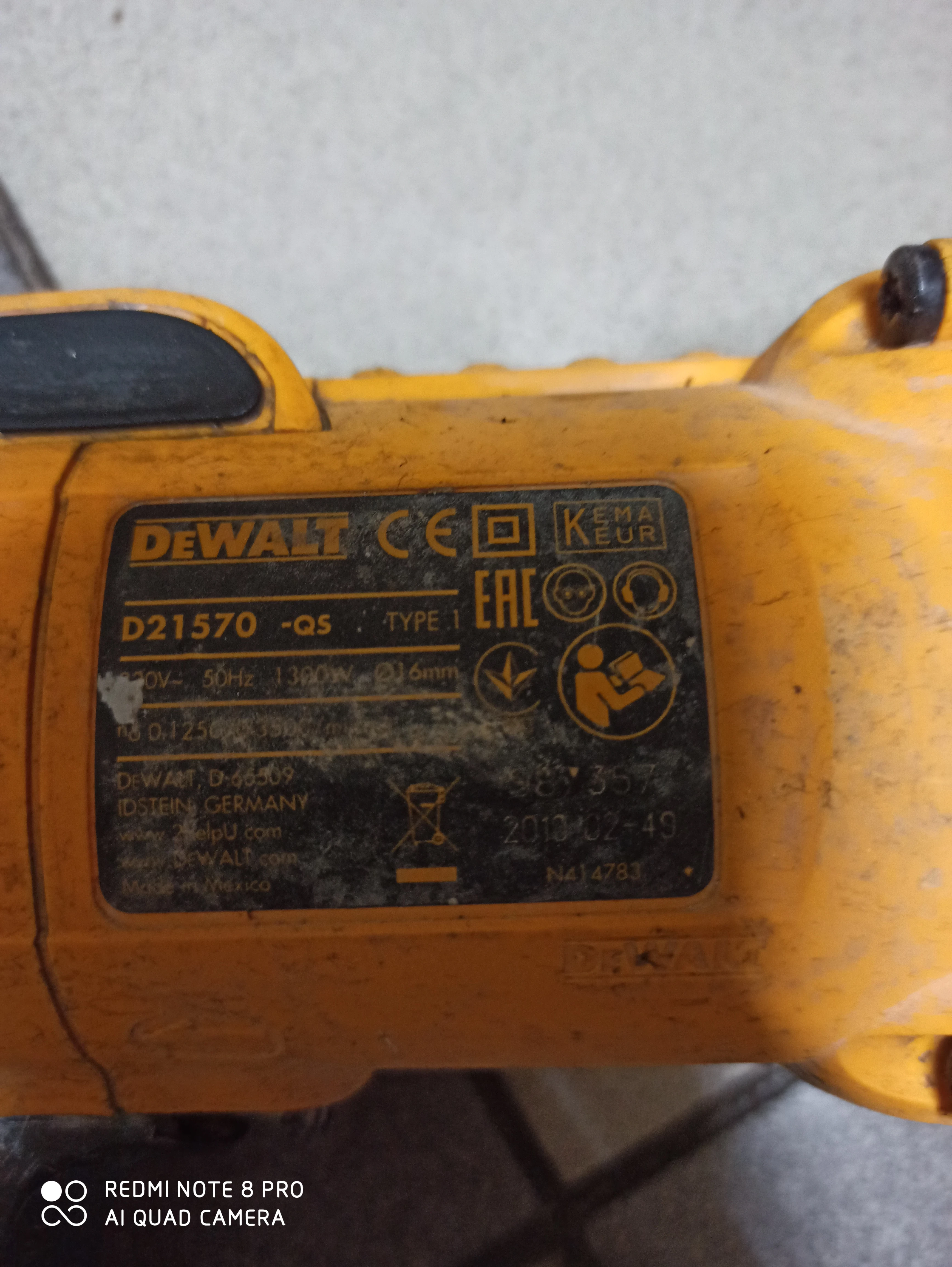 wiertarka-udarowa-dewalt-d21570-rodzaj-udarowa
