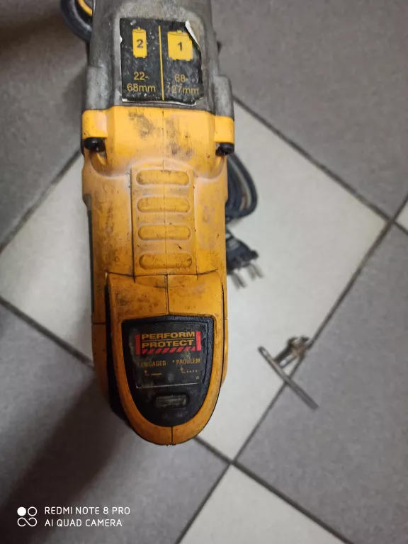 wiertarka-udarowa-dewalt-d21570-stan-uzywany