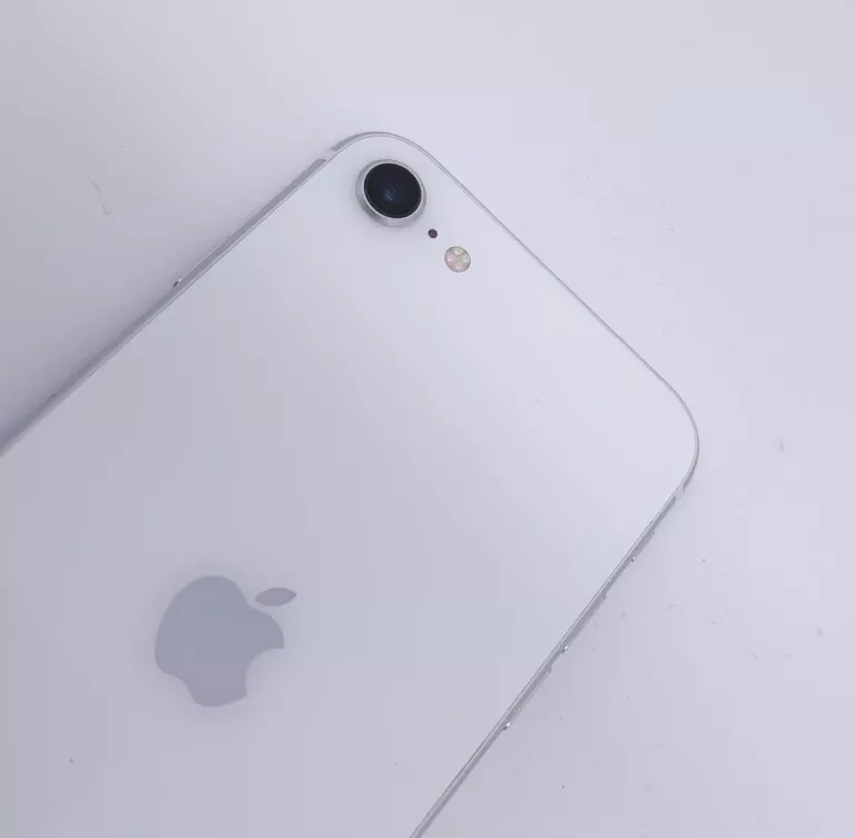 apple-iphone-se-2021-przekatna-ekranu-47