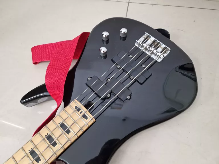 gitara-elektryczna-zak-3-maja-48-poznan-ska-x