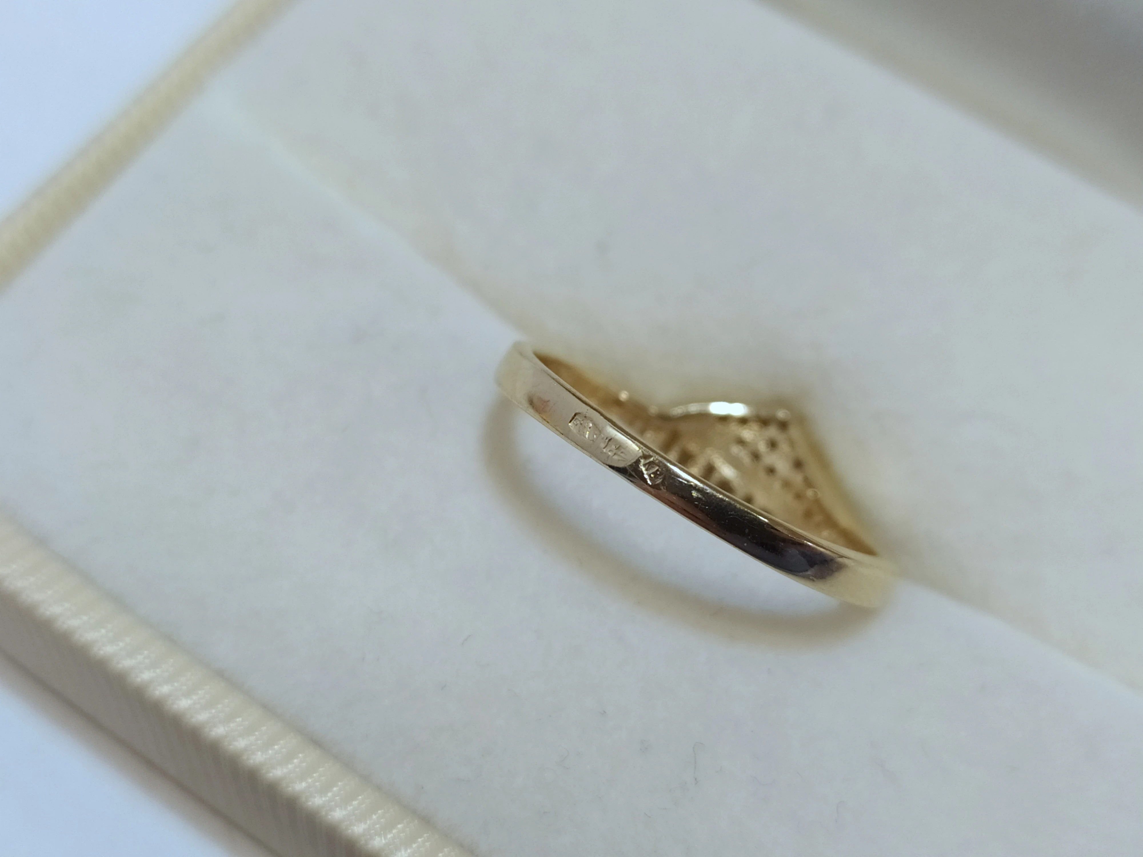 sliczny-zloty-pierscionek-pr-585-252g-r17-material-15835-2