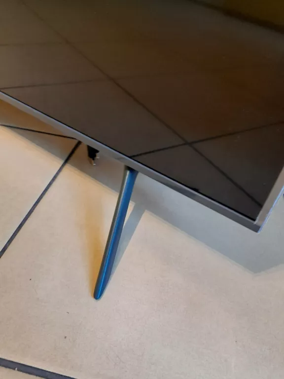 TELEWIZOR SAMSUNG UE55RU7172 - USZKODZONY