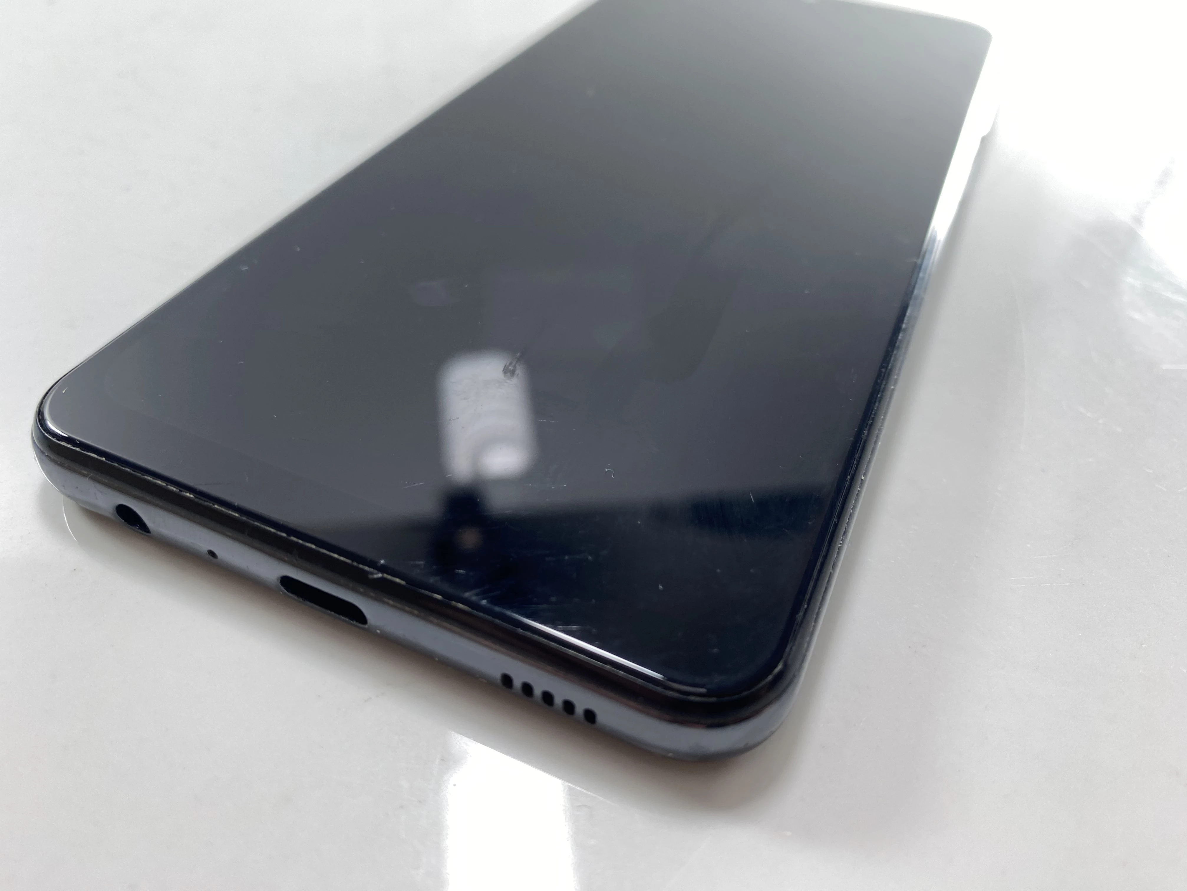 telefon-samsung-galaxy-a32-5g-4gb-128gb-opis-typ-smartfon