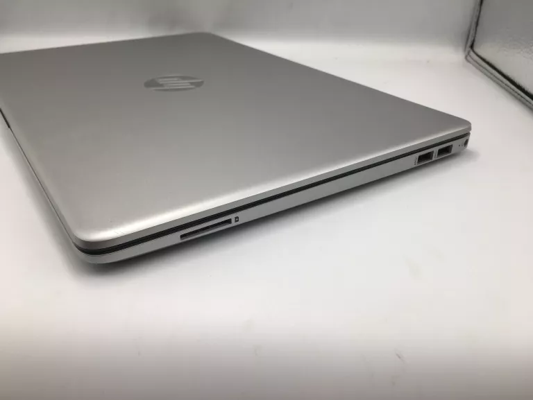 LAPTOP HP 15-DW3113NW I5-1135G7/8GB/512GB