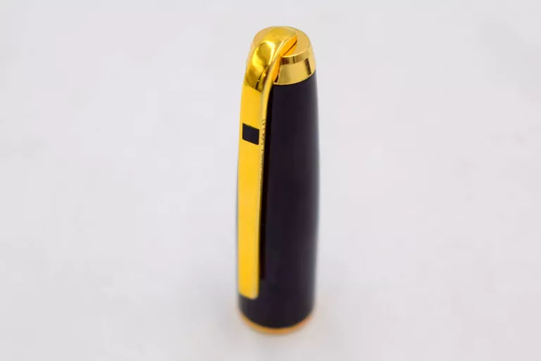 PIÓRO S.T. DUPONT PARIS 750 18K M LINE D