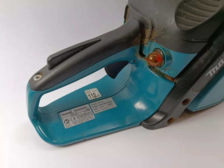 PILARKA SPALINOWA ŁAŃCUCHOWA MAKITA EA3200S