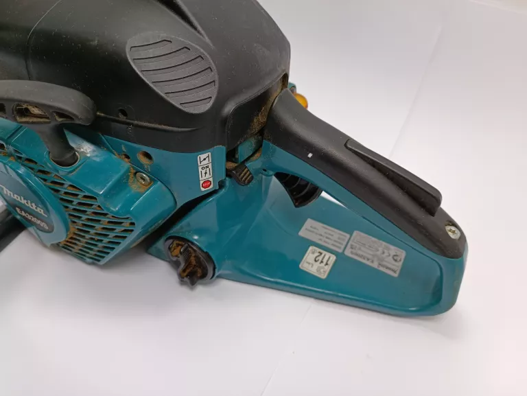 PILARKA SPALINOWA ŁAŃCUCHOWA MAKITA EA3200S