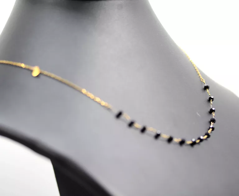 zloty-lancuszek-z-czarnymi-kamieniami-48cm-p585-marka-inna-marka