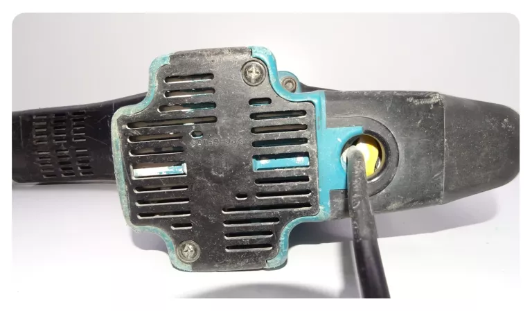 MŁOT WYBURZENIOWY MAKITA HM1100C CZYTAJ OPIS