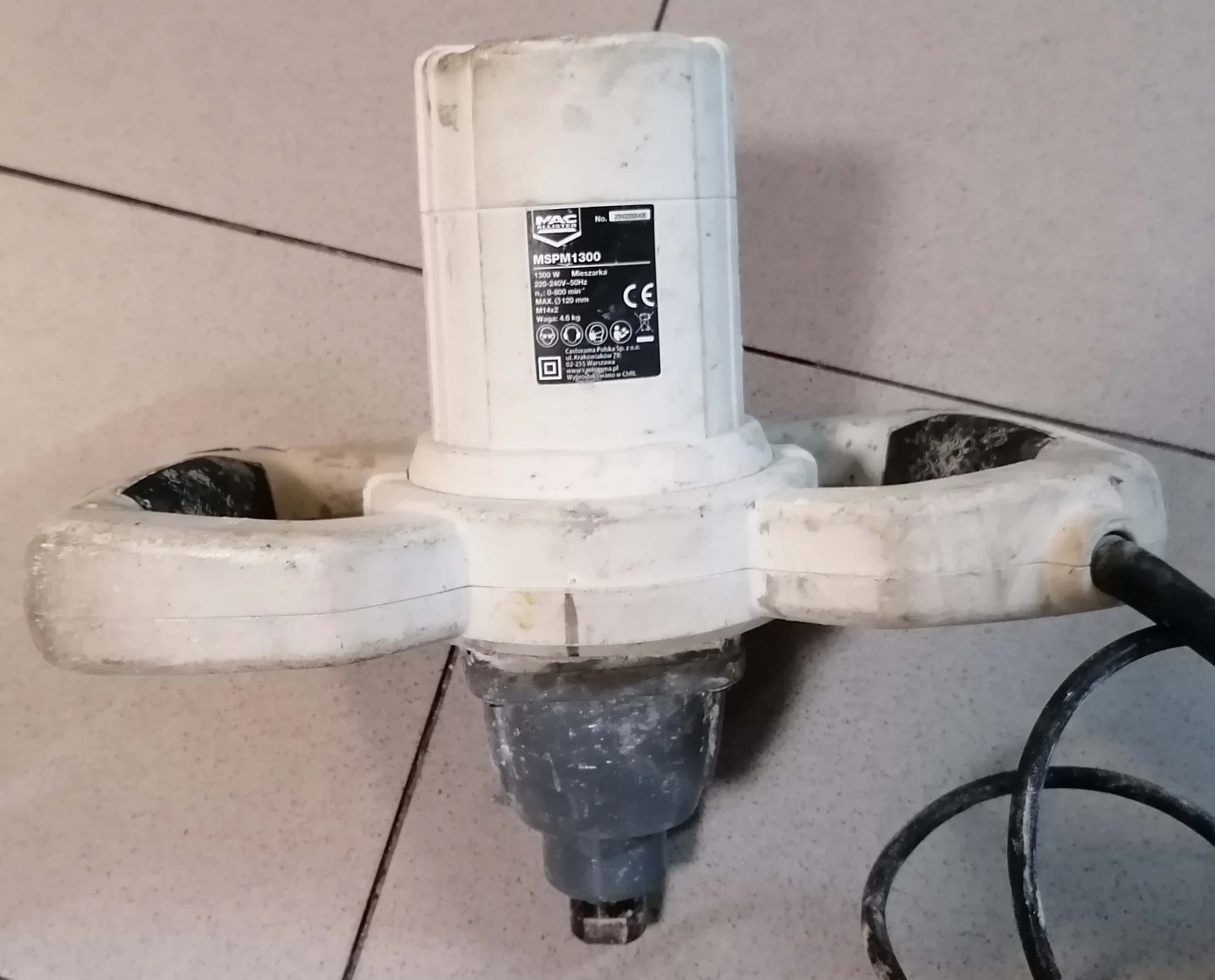 mieszarka-macallister-mspm1300-mocowanie-mieszadla-m14