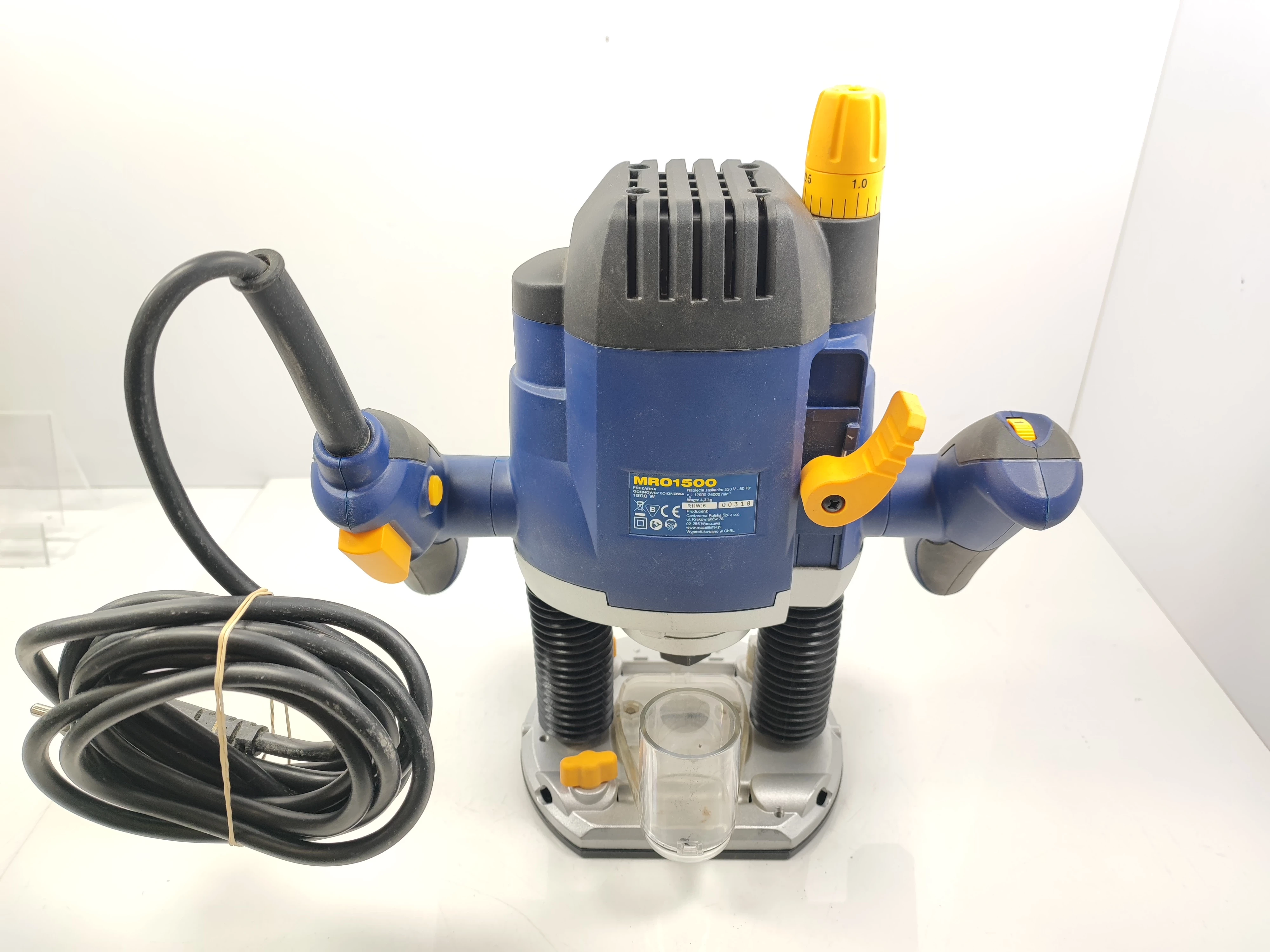 frezarka-macallister-mro-1500w-walizka-marka-macallister