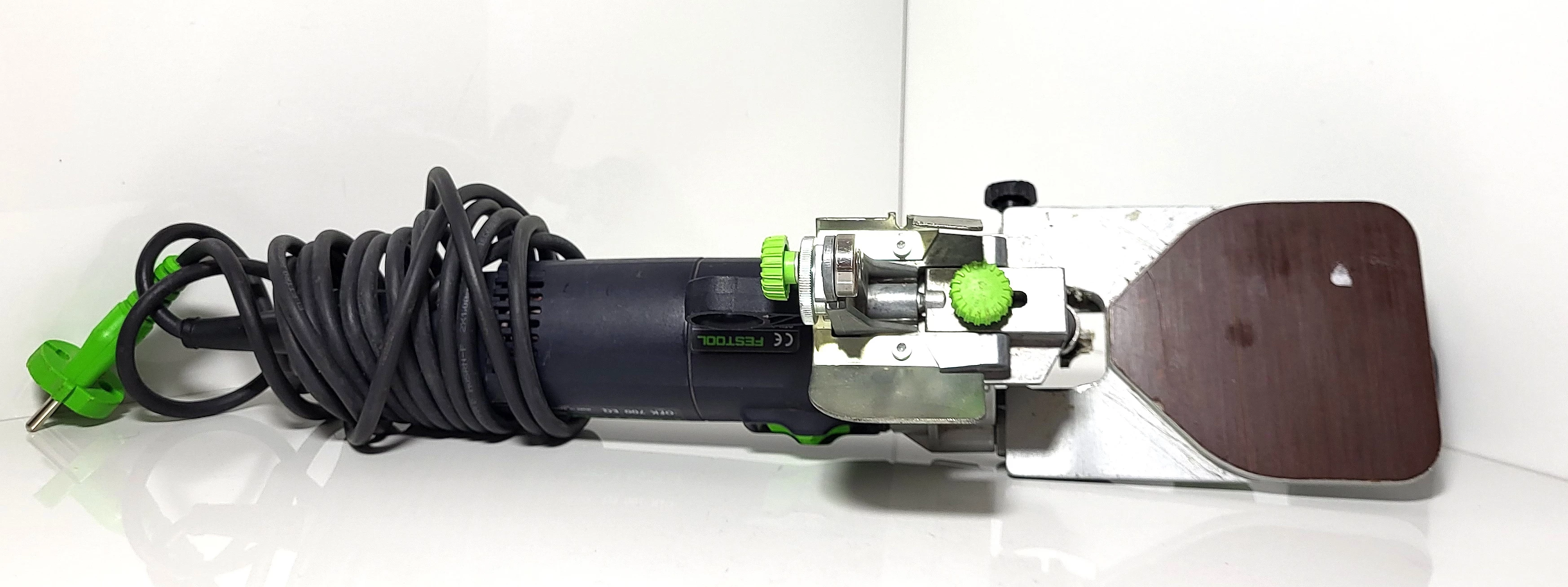 frezarka-festool-ofk-700-eq-rodzaj-frezarki-krawedziowa