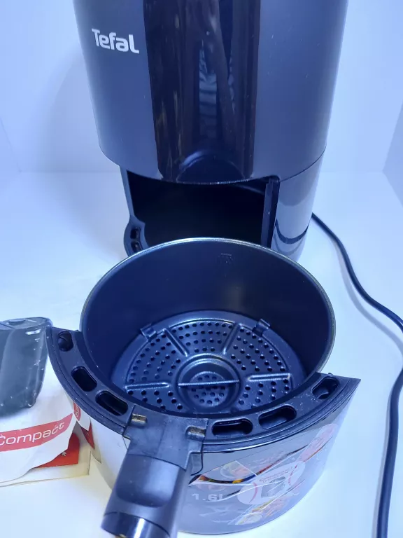 FRYTKOWNICA BEZTŁUSZCZOWA TEFAL EASY FRY COMPACT