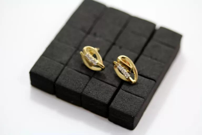 piekne-nowe-zlote-kolczyki-333-cyrkonie-sztyft-marka-226434-315782