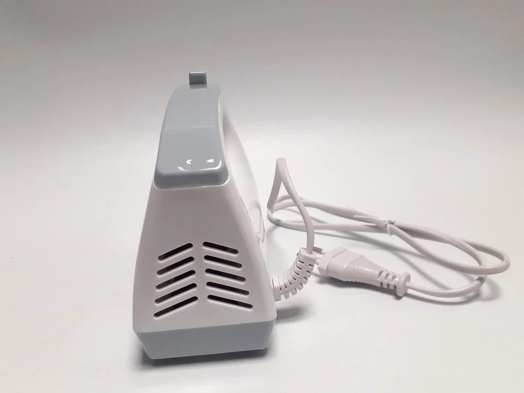 mikser-elektryczny-ricco-hm702-kolor-dominujacy-bialy