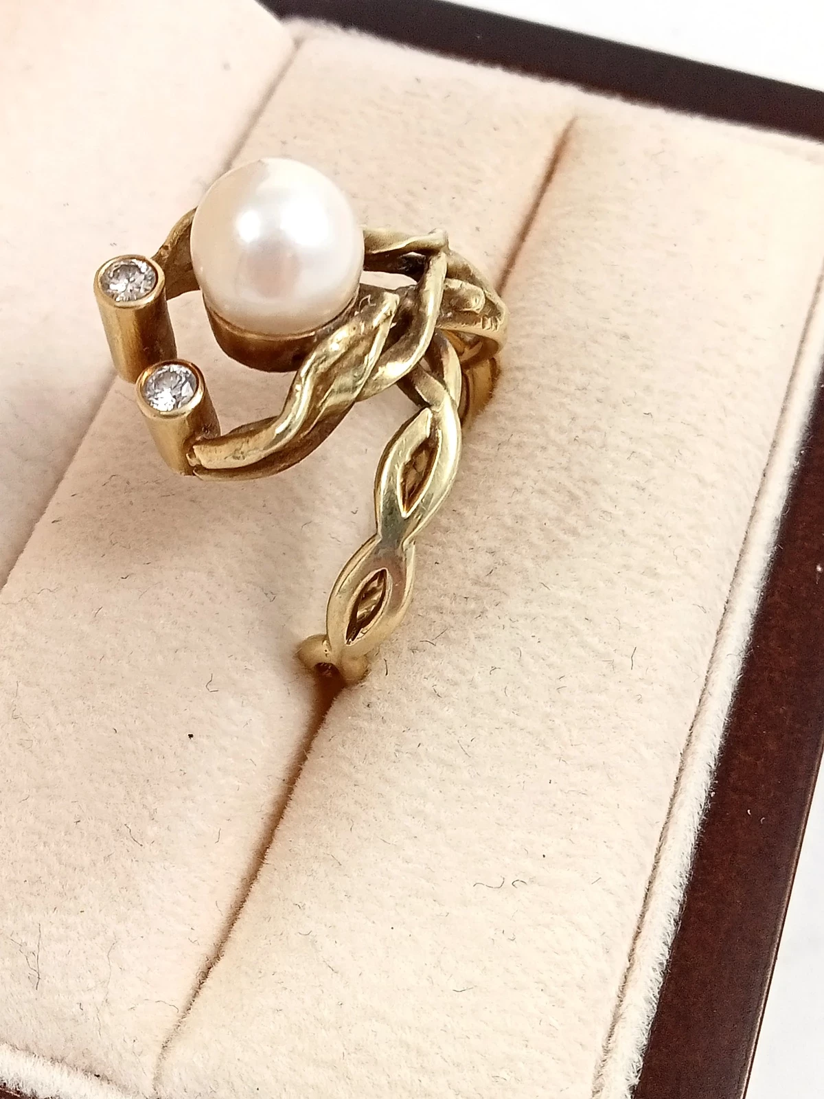 zloty-pierscionek-pleciony-z-perla-843g-pr585-r20-material-zloto