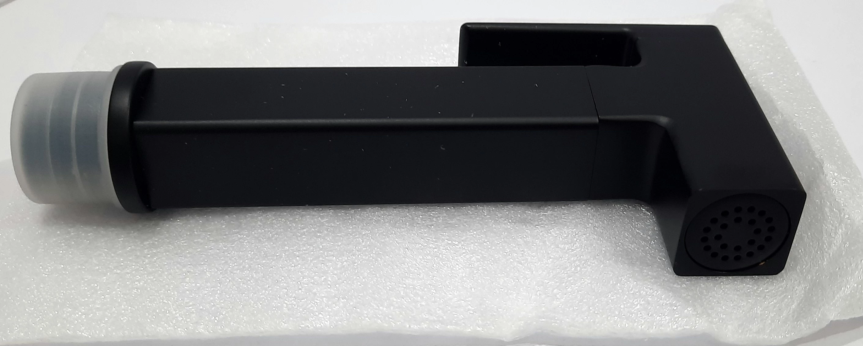 zestaw-podtynkowy-bidetowy-omnires-alton-czarny-marka-omnires