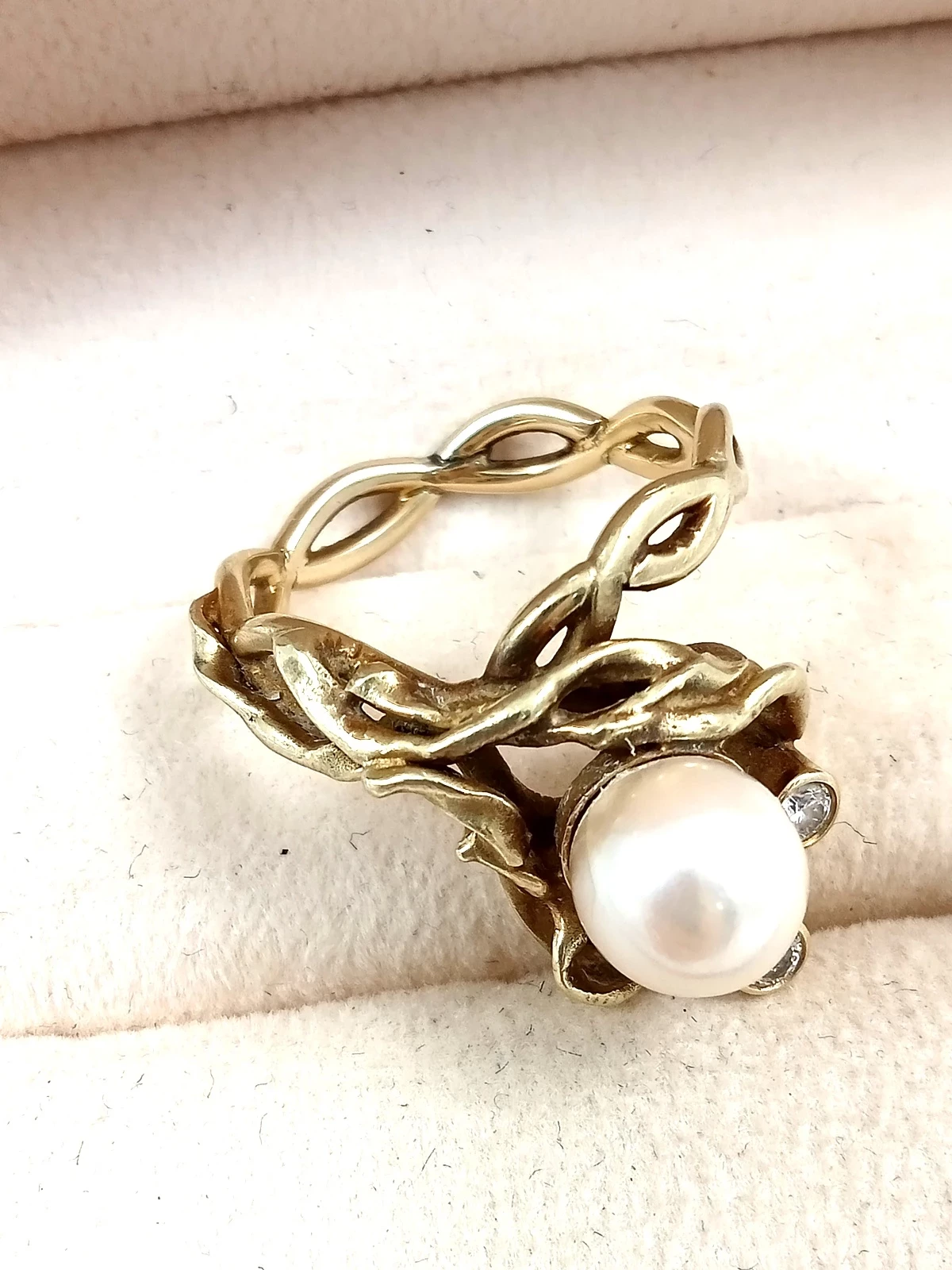 zloty-pierscionek-pleciony-z-perla-843g-pr585-r20-kamien-inny-kamien