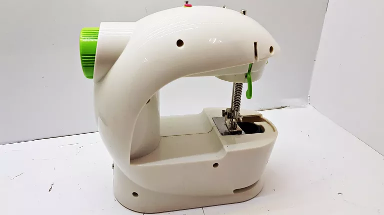 MASZYNKA DO SZYCIA FIRST AUSTRIA FA-5700
