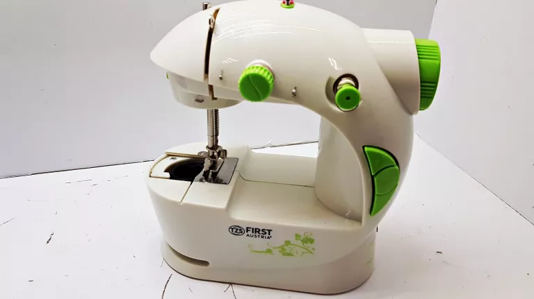 MASZYNKA DO SZYCIA FIRST AUSTRIA FA-5700