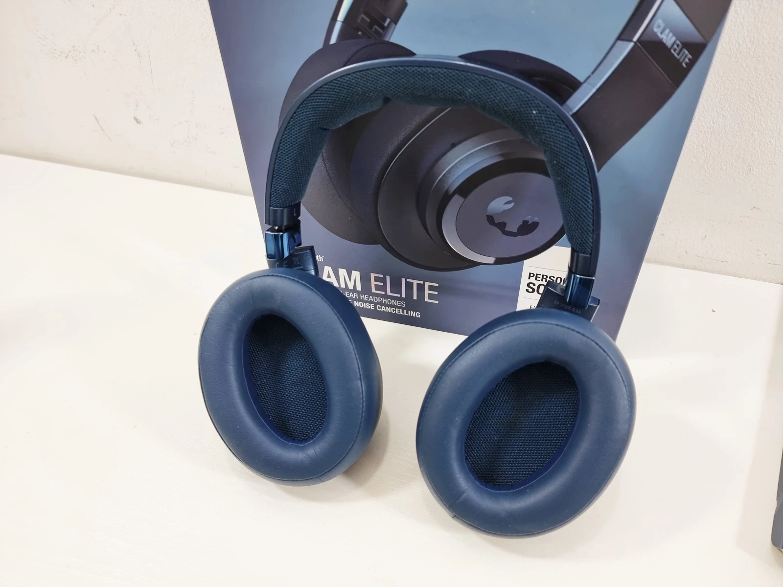 sluchawki-bt-freshn-rebel-clam-elite-niebieskie-kolor-dominujacy-niebieski