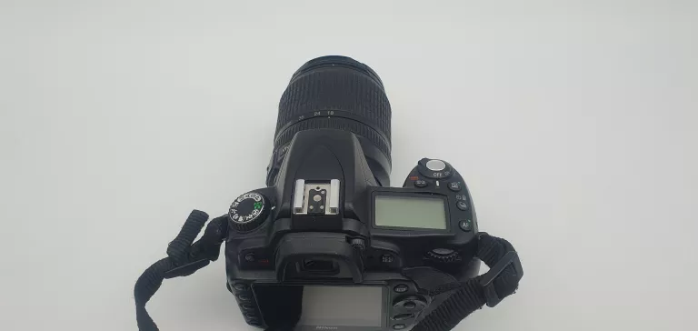 NIKON D90 + OBIEKTYW NIKKOR AF-S DX 18-105