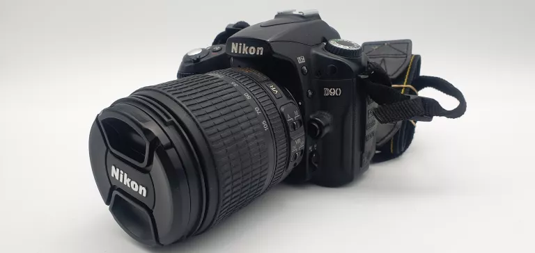 NIKON D90 + OBIEKTYW NIKKOR AF-S DX 18-105