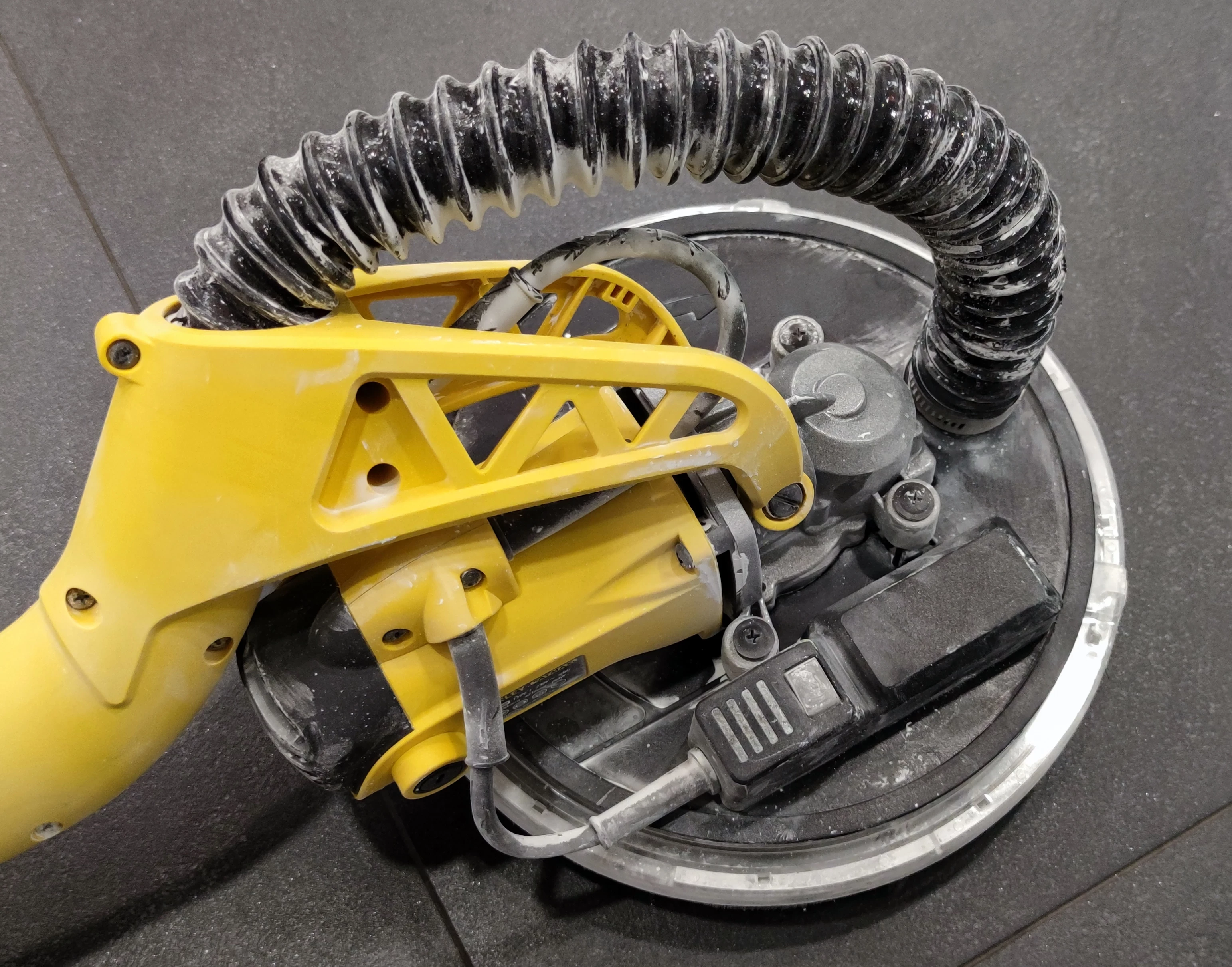 szlifierka-do-gipsu-stanley-sfmee500-gwarancja-rodzaj-zasilania-sieciowa