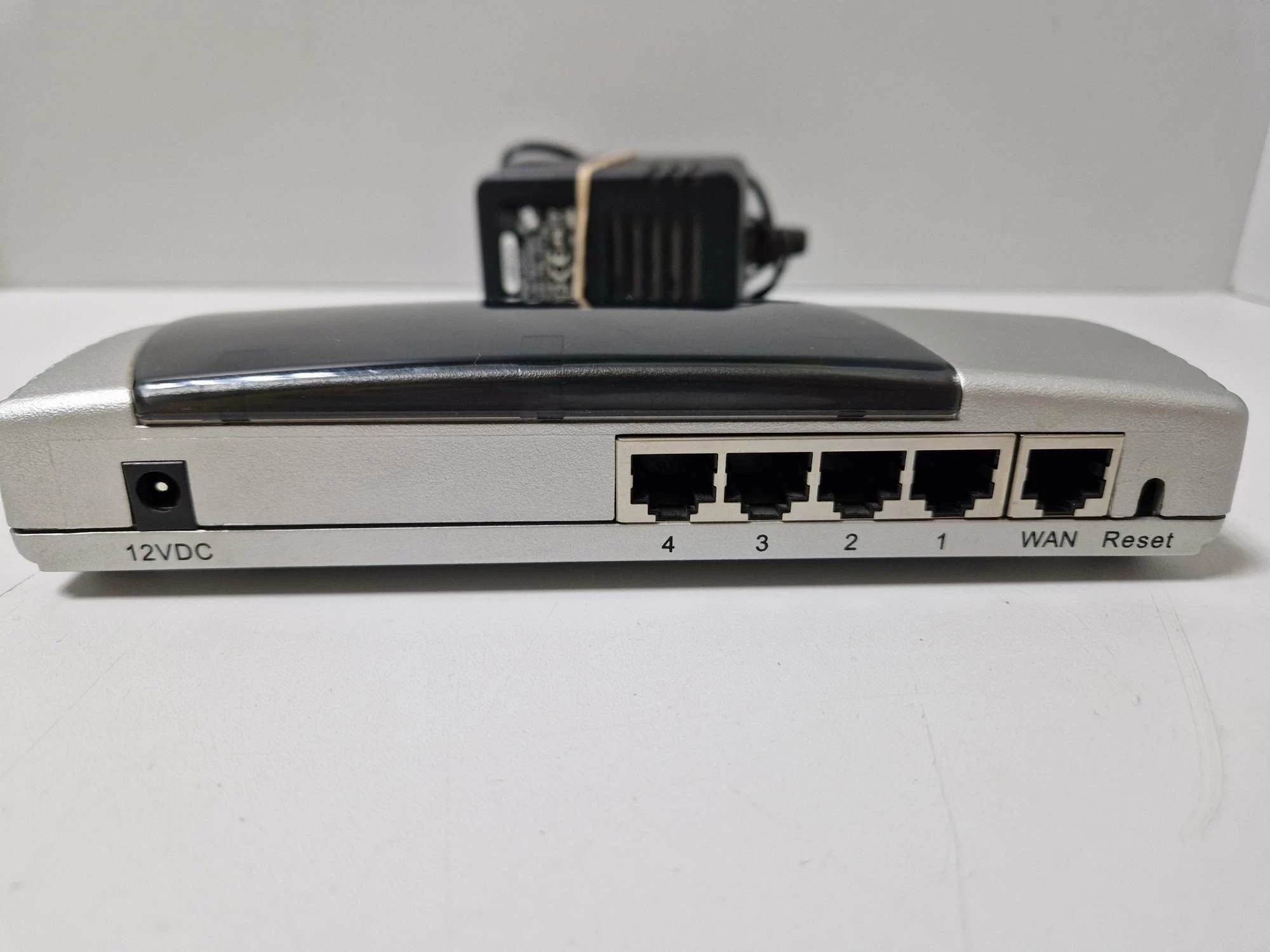 router-edimax-br-6104k-model-br-6104k