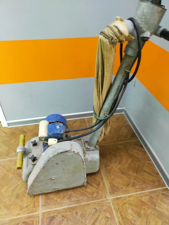 CYKLINARKA DO PARKIETU