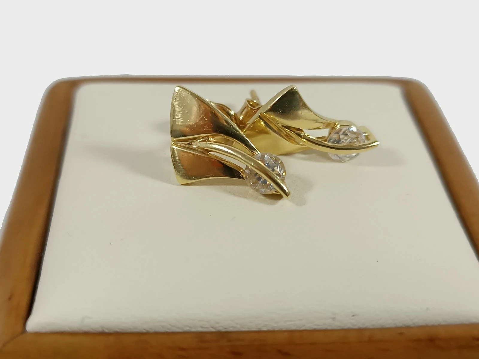 pieknye-zlote-kolczyki-pr-585-grunwaldzka-14-pruszcz-gdanski