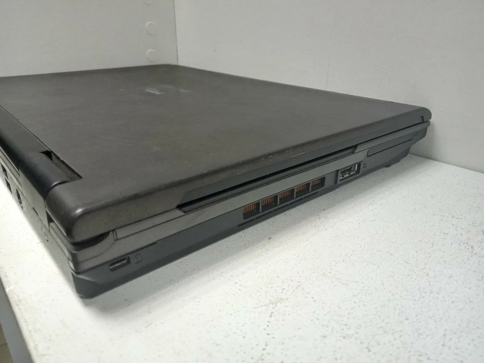 fujitsu-siemens-esprimo-core-2-240ghz-4gb-320hdd-przekatna-ekranu-14
