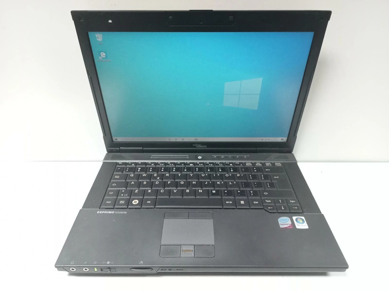 fujitsu-siemens-esprimo-core-2-240ghz-4gb-320hdd-al-wp-7c-pultusk