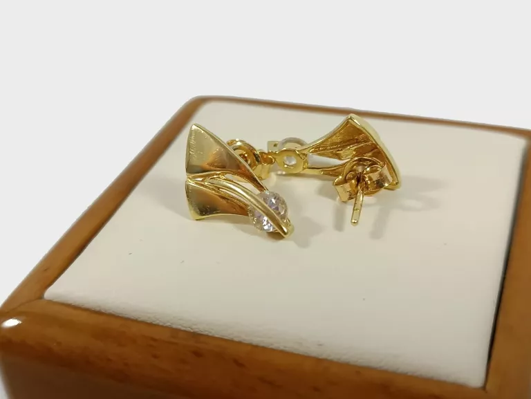 pieknye-zlote-kolczyki-pr-585-material-15835-2