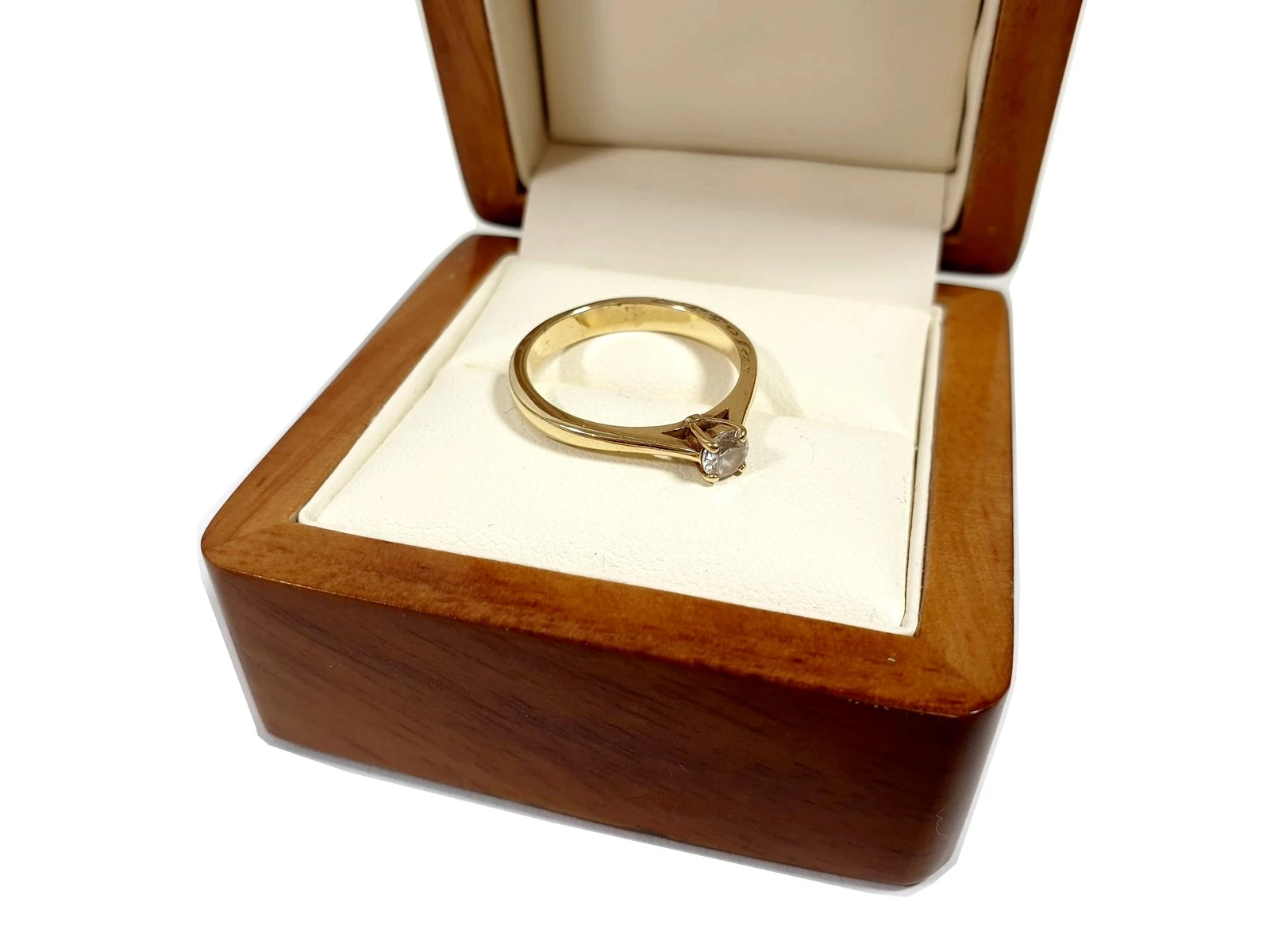 piekny-zloty-pierscionek-pr-585-grunwaldzka-14-pruszcz-gdanski