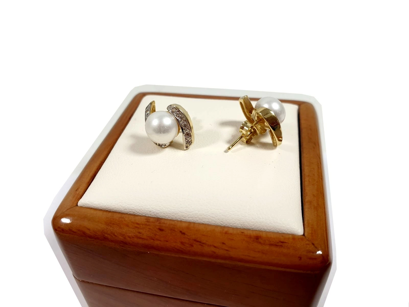piekne-zlote-kolczyki-pr-585-z-perla-rodzaj-zapiecia-2207-5