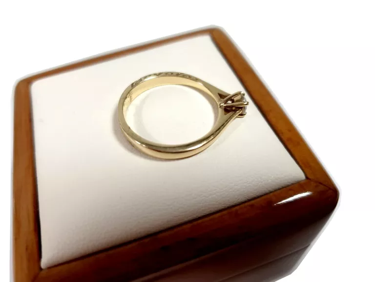 piekny-zloty-pierscionek-pr-585-kamien-17088-128