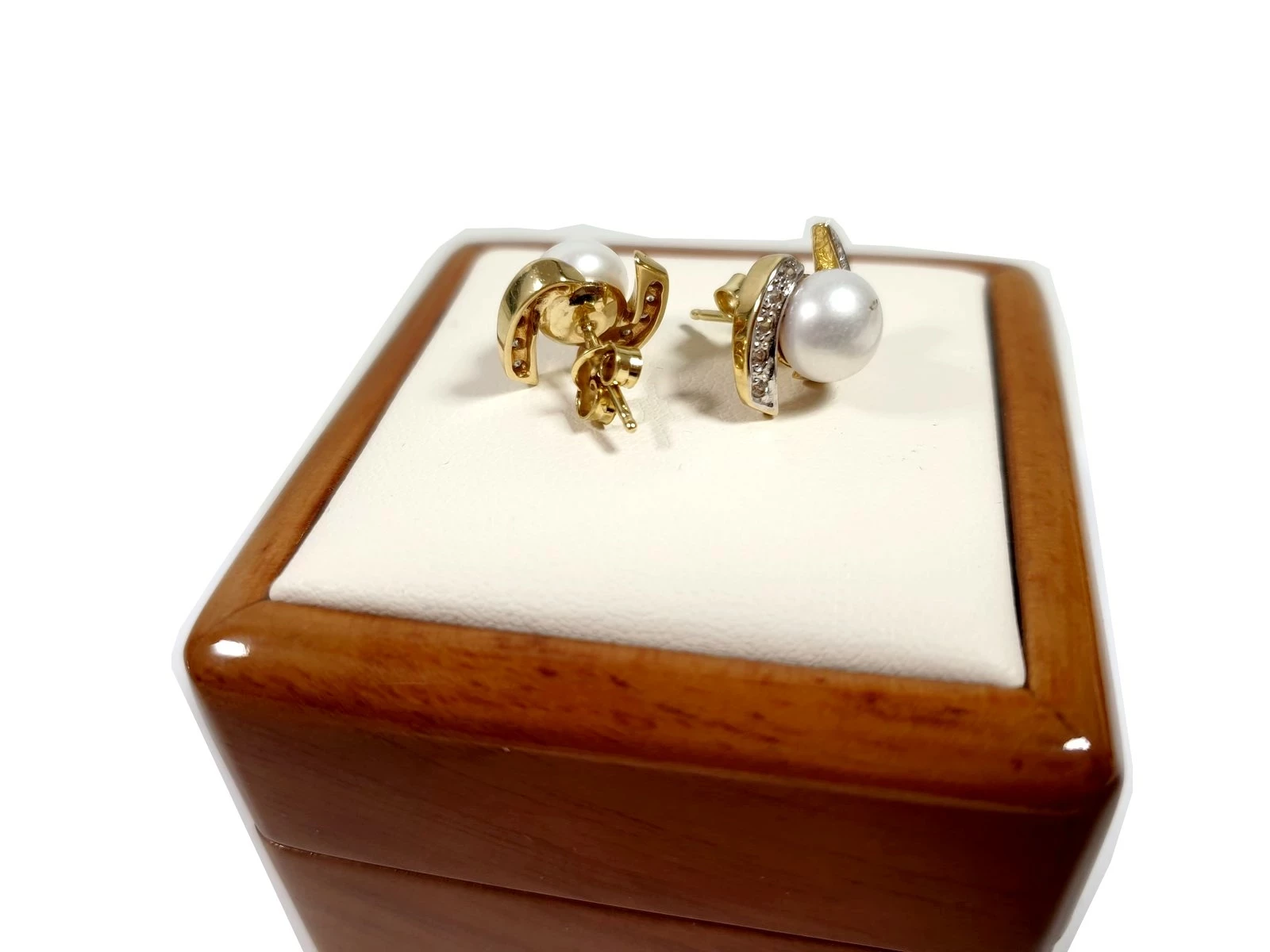 piekne-zlote-kolczyki-pr-585-z-perla-rodzaj-2205-2