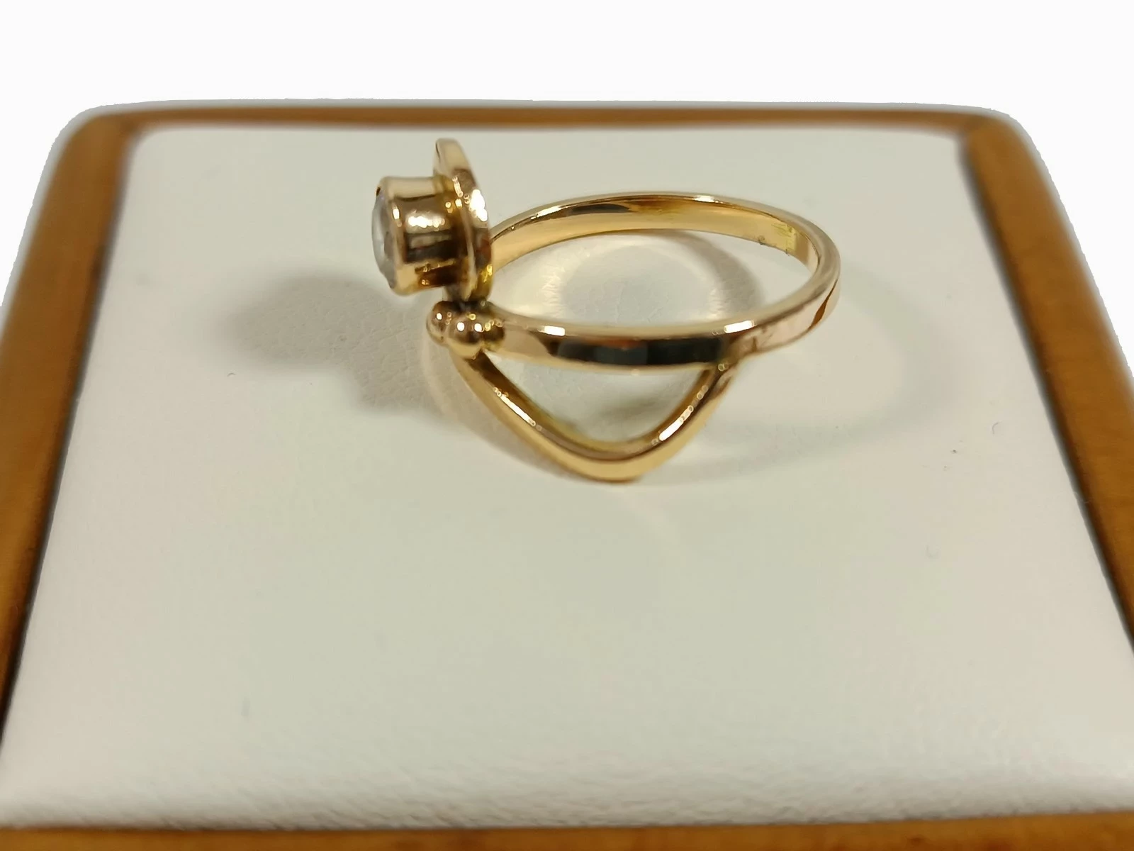 piekny-zloty-pierscionek-pr-585-material-15835-2