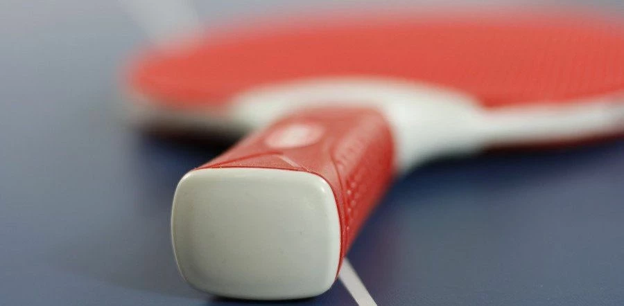 atemi-rakietka-do-ping-ponga-universal-czerwona-model-universal