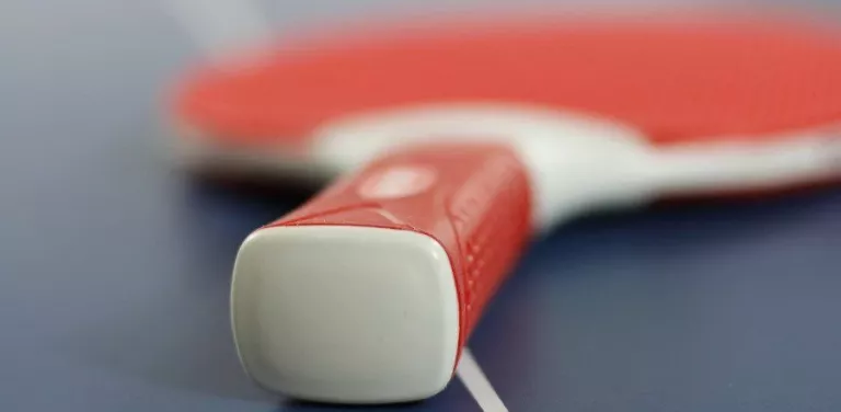 ATEMI RAKIETKA DO PING PONGA UNIVERSAL CZERWONA