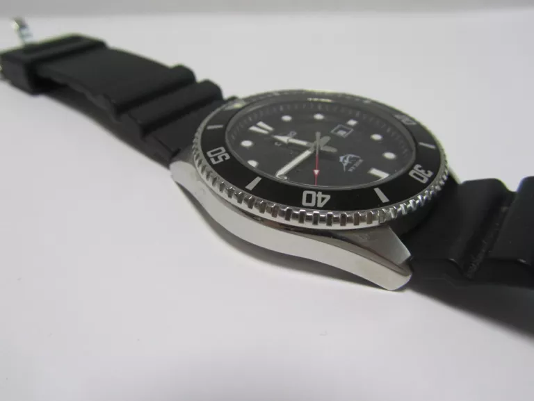 ZEGAREK CASIO MDV-106